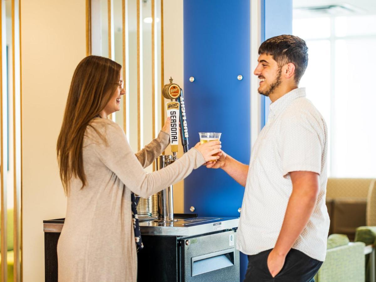 Holiday Inn Express & Suites Sioux City North - Event Center By Ihg Dakota Dunes Bagian luar foto